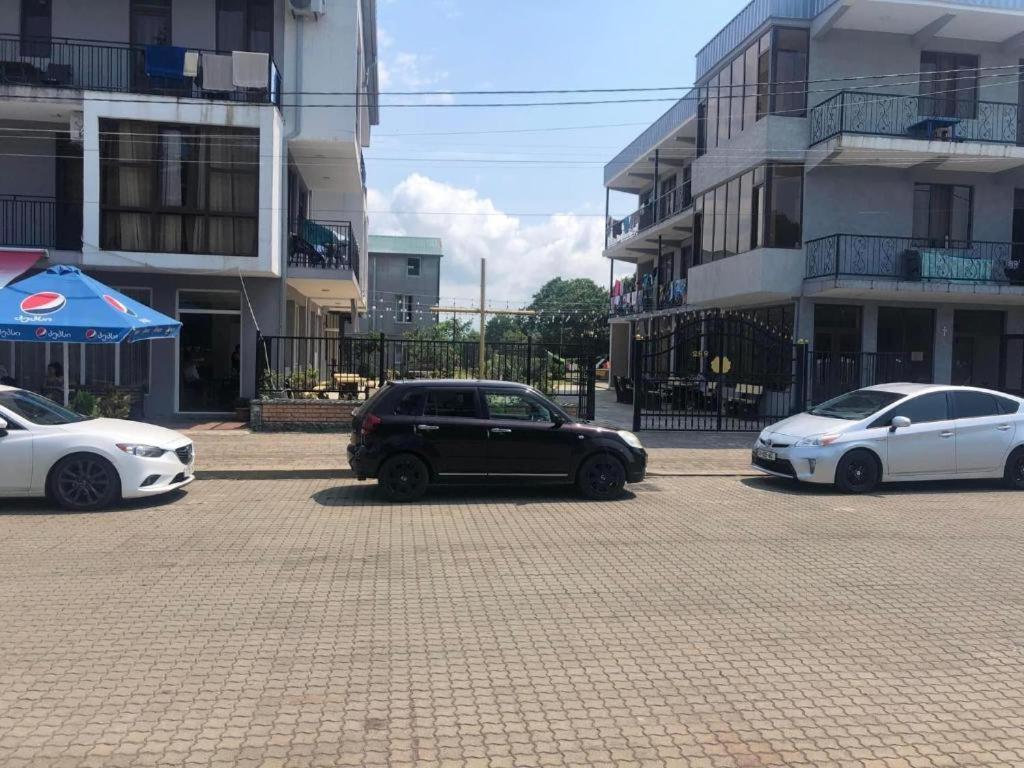 Hotel Guga Kobuleti ภายนอก รูปภาพ
