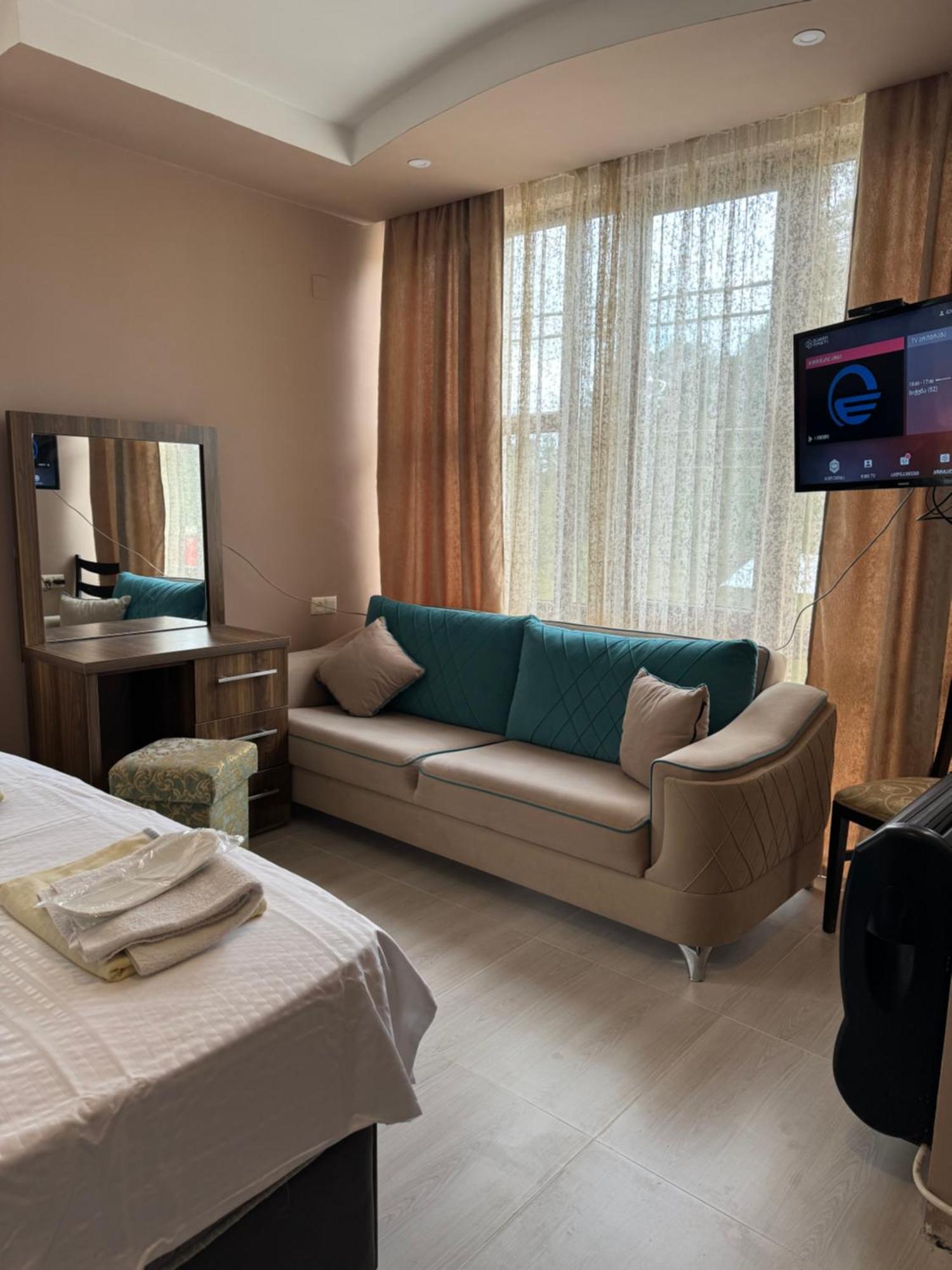 Hotel Guga Kobuleti ภายนอก รูปภาพ